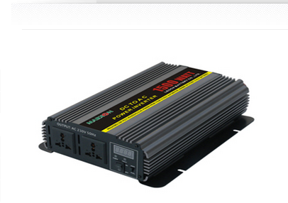 的点烟器充电或者是直接连接到汽车电池上,小巧便于携带的车载逆变器