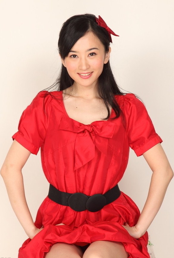  p>杨蕊(reny),1979年11月12日出生于北京市,中国内地女演员,毕业于 a