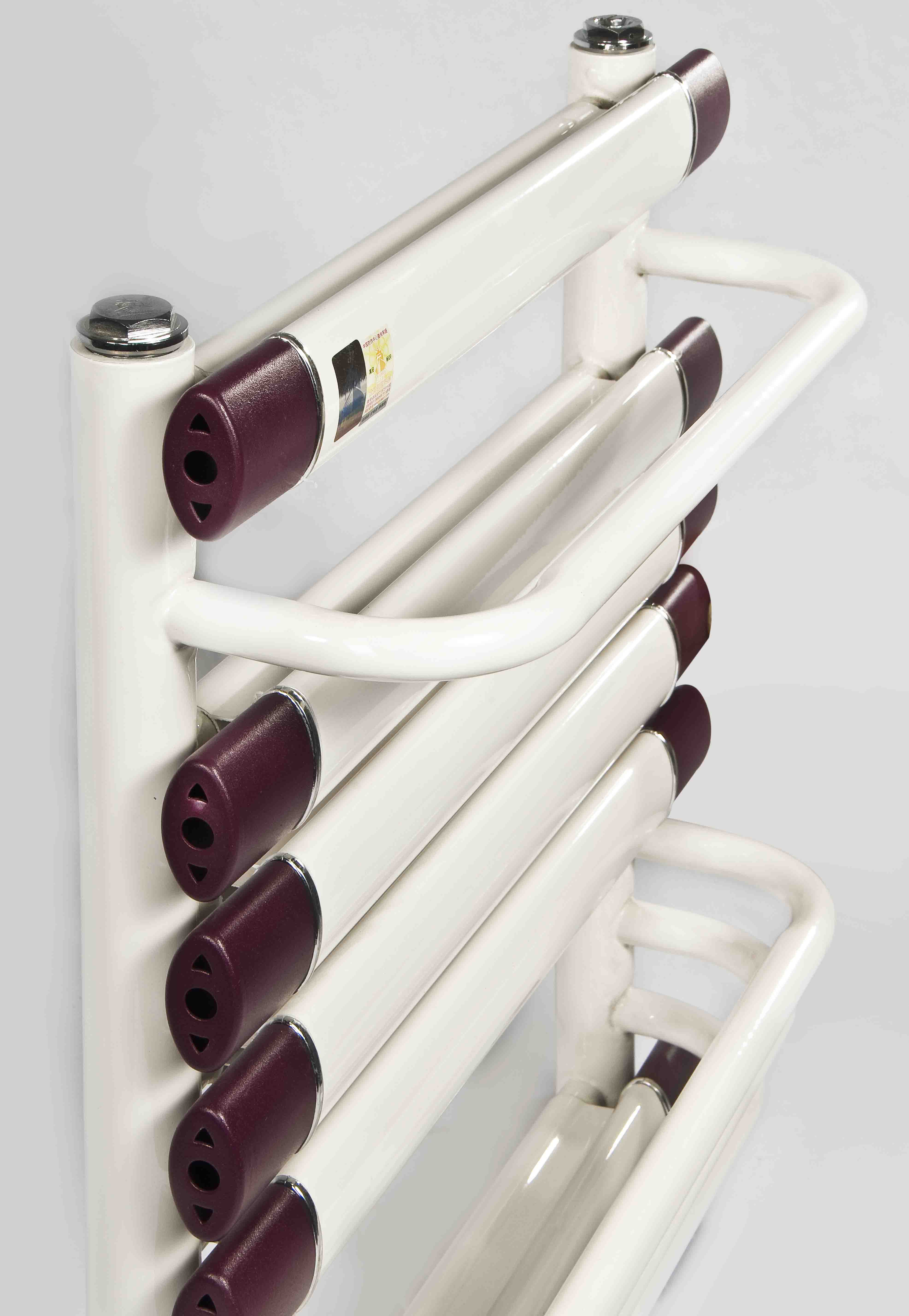  p data-id="gnb68u4mmc">卫浴散热器:就是指专门为在家庭卫浴间内