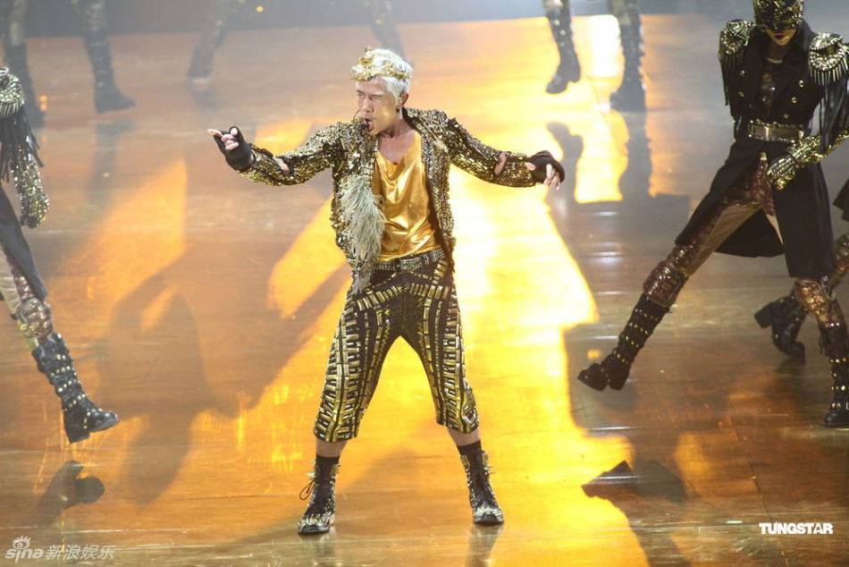  p>郭富城(aaron kwok),1965年10月26日出生于中国香港,祖籍广东东莞