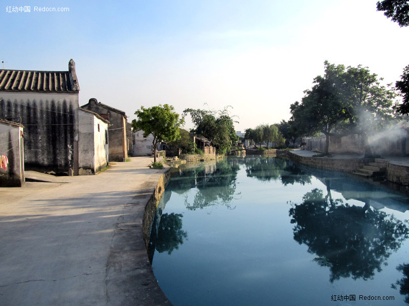  p>岭南水乡位于 a target="_blank" href="/item/民众镇/8668946"