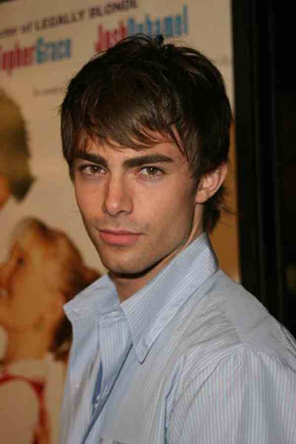 jonathan bennett) /i>,1981年6月10日在美国美国俄亥俄州rossford