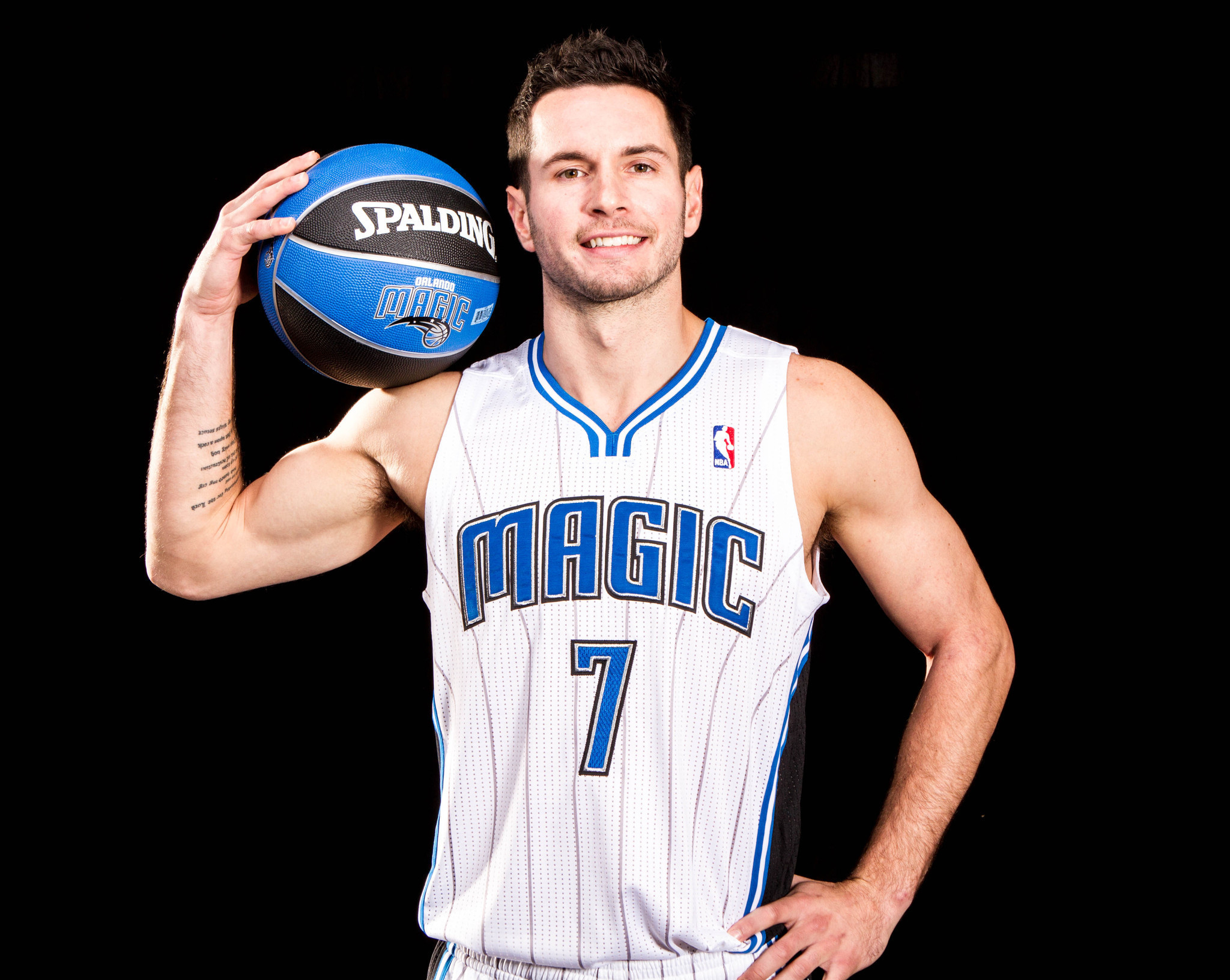 篮球运动员 /a>,司职 a target="_blank" href="/item/得分后卫