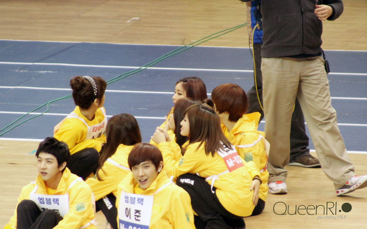 data-id="gnrpyvnl4i">韩国mbc电视台从2010年开始举行的偶像运动会