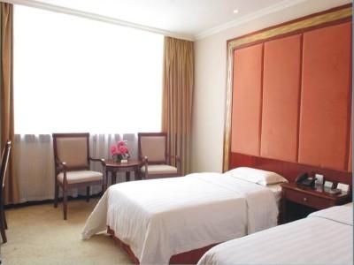  p data-id="gn5yuhrwua">成都宝元通宾馆是一家三星级宾馆,宾馆开业