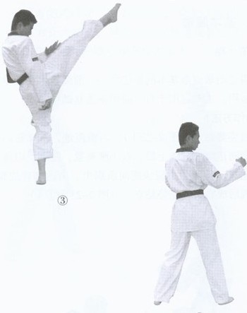  /p> p>动作要领为膝关节上提时大小腿折叠,动作规格为右脚向后蹬地.