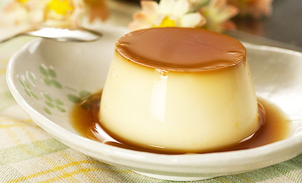  p>甜蜜焦糖布丁是一种以牛奶,鸡蛋为原料制成的食物. /p>
