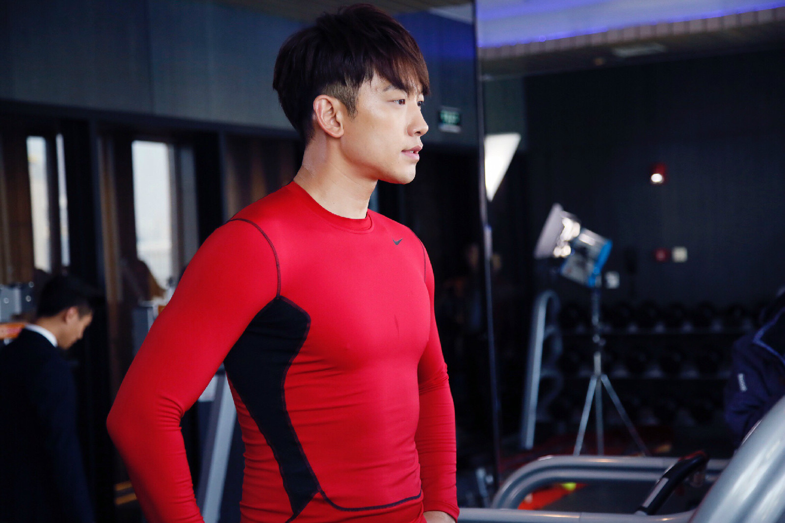  p>郑智薰(rain),1982年6月25日出生于韩国首尔,韩国流行男歌手,演员