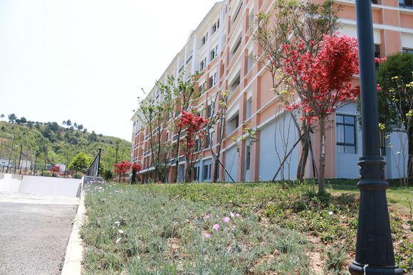 凯里市实验高级中学