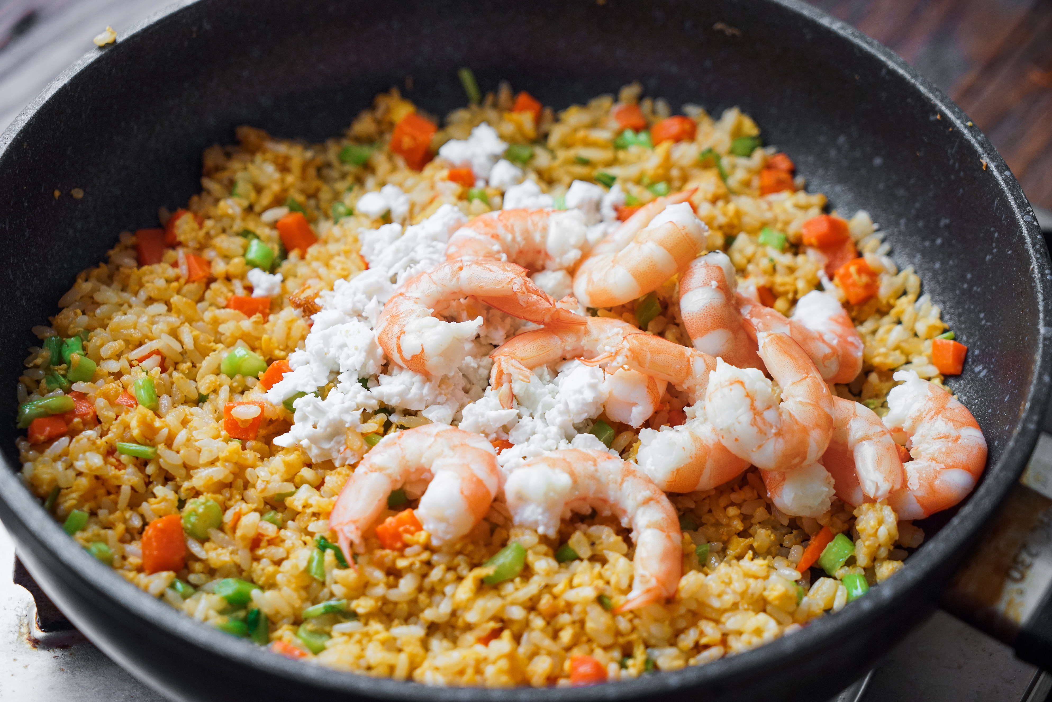 金黄q虾炒饭