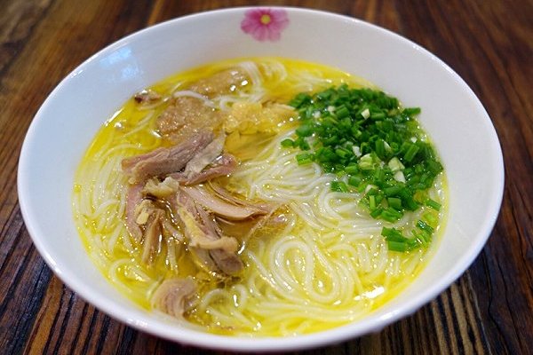 松茸鸡汤米粉