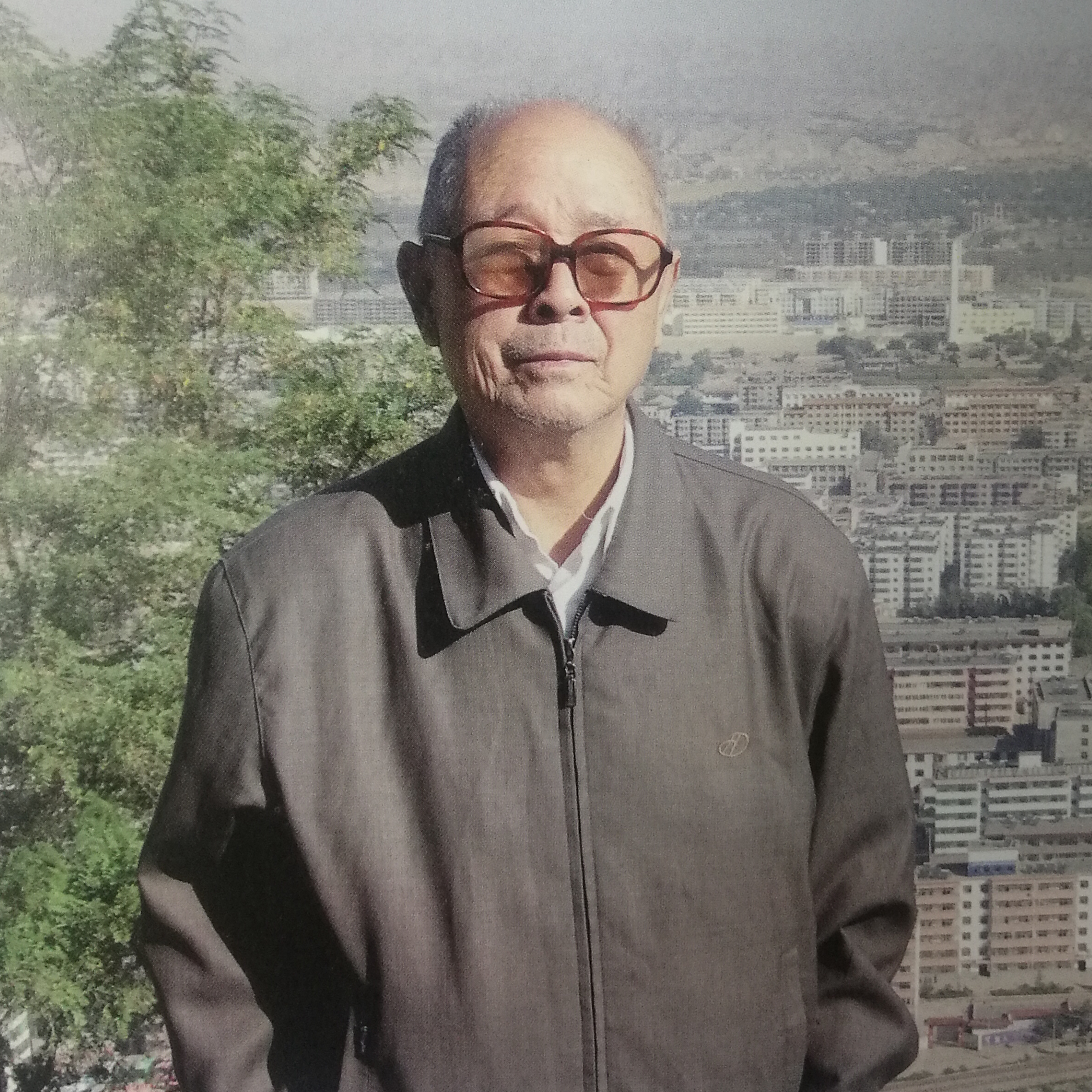  p data-id="2j67fogwiar">关振邦,男,生于1926,卒于2017年,甘肃靖远