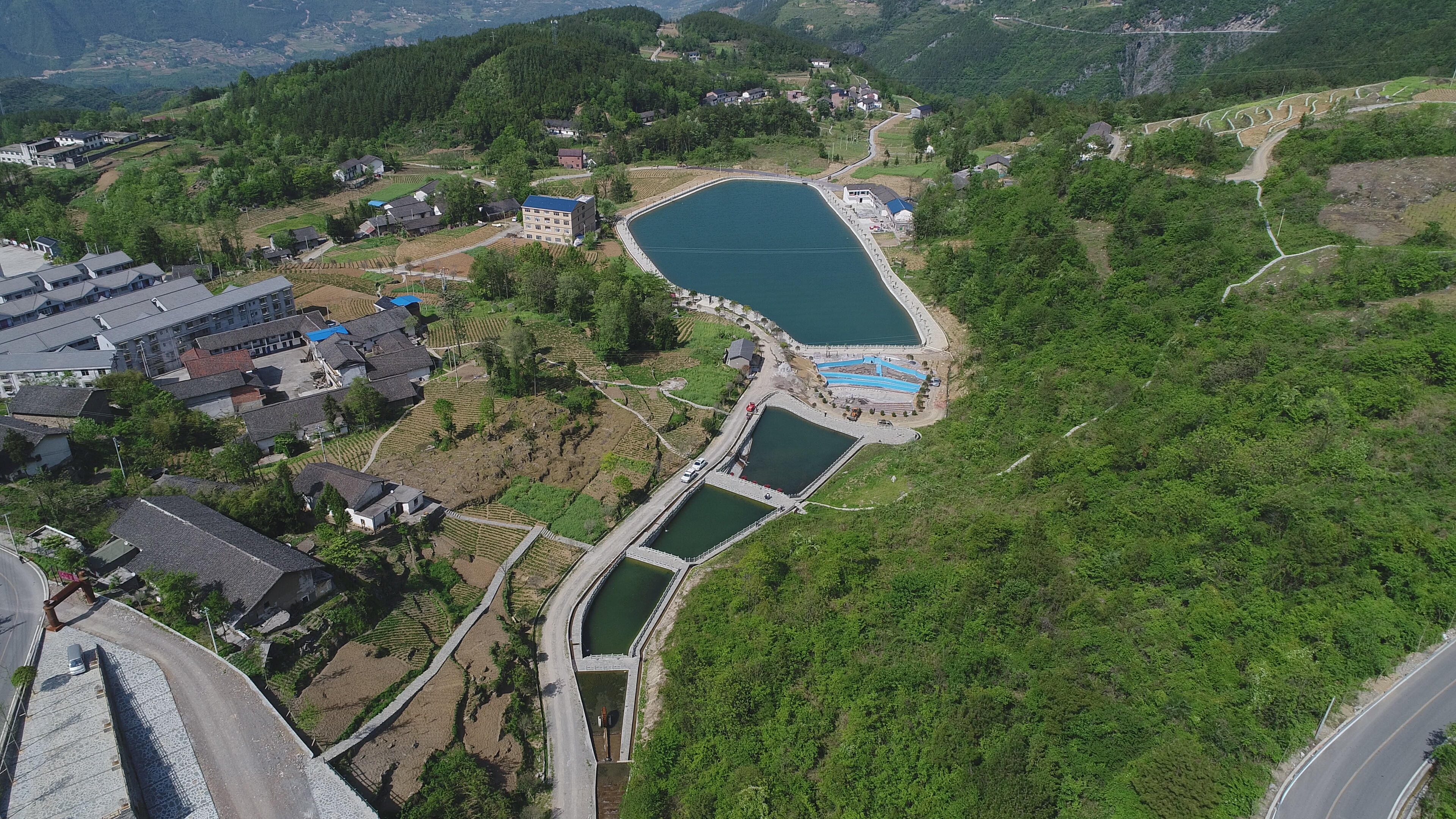  p data-id="sxvkhsf6jh1y">奉节县青龙镇大窝景区位于 a target="