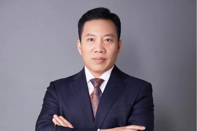  p data-id="gnb8zofdhf">李君律师,男,中共党员,毕业于中国政法大学