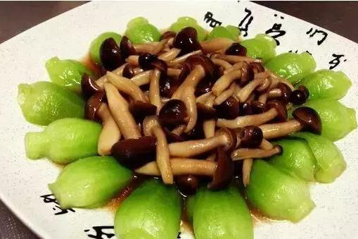 蟹味菇炒小油菜