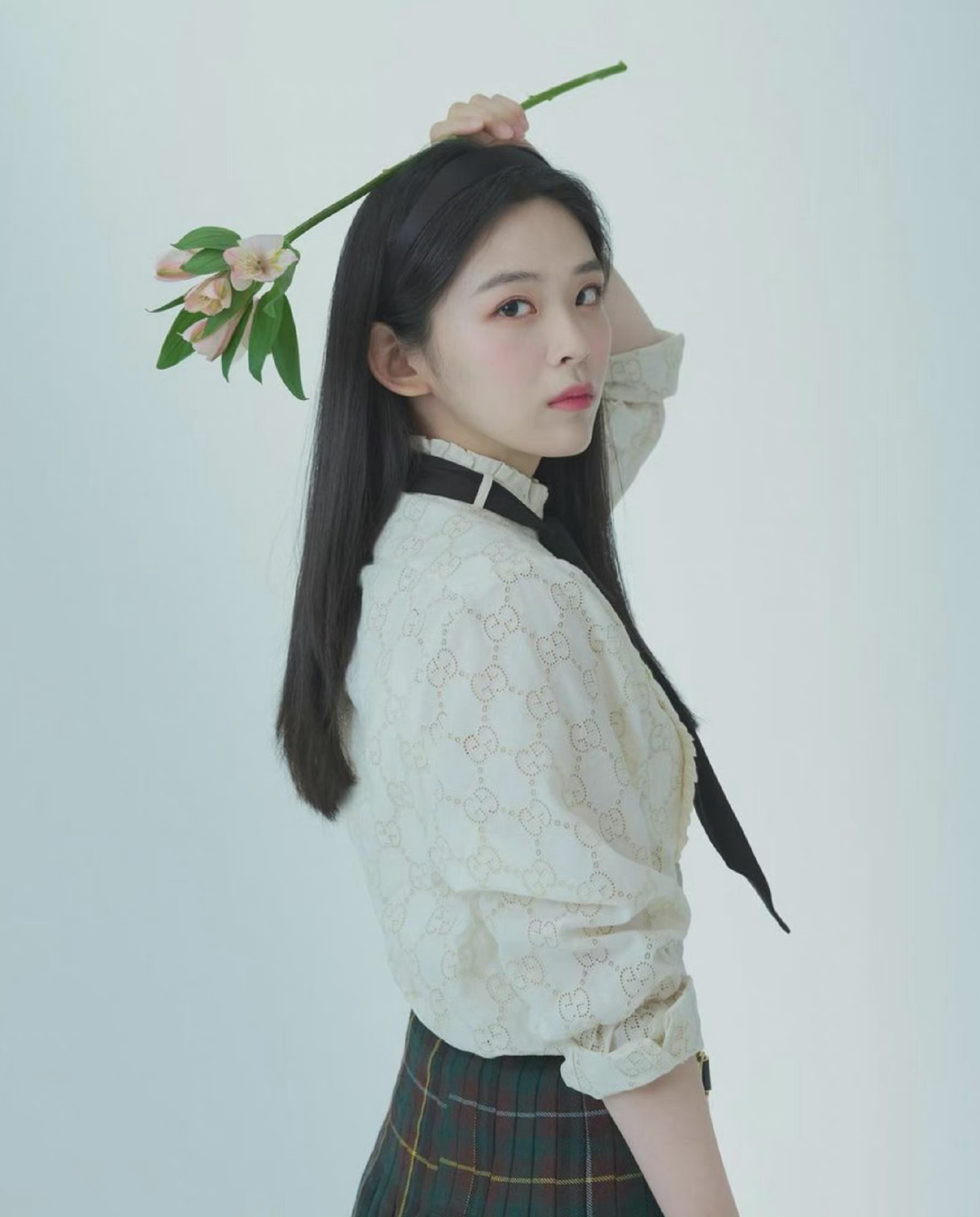  p data-id="gnbrqgliae">金施恩 i>