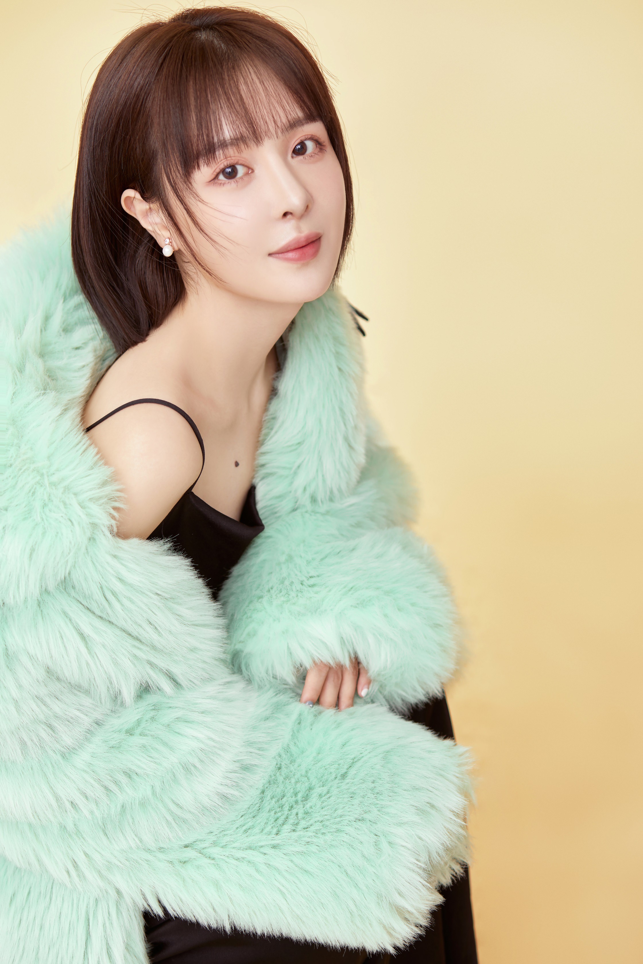 p data-id="tyhtjbyuxutf">何悠然,中国内地女演员,代表作《烧烤之王