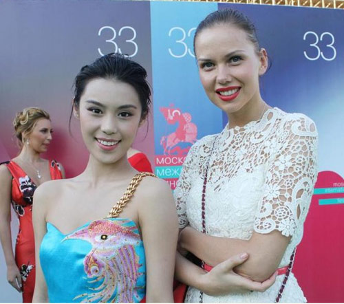  p>韩丹桐(han dantong),原名韩丹彤,1989年11月14日出生于山东济南