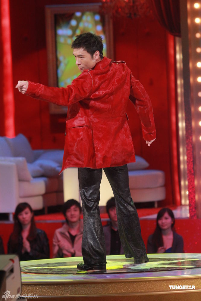  p>许志安,1967年8月12日生于香港,祖籍广东省广州市番禺区,中国香港