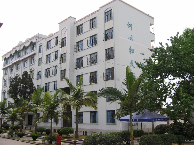 云南省普洱卫生学校