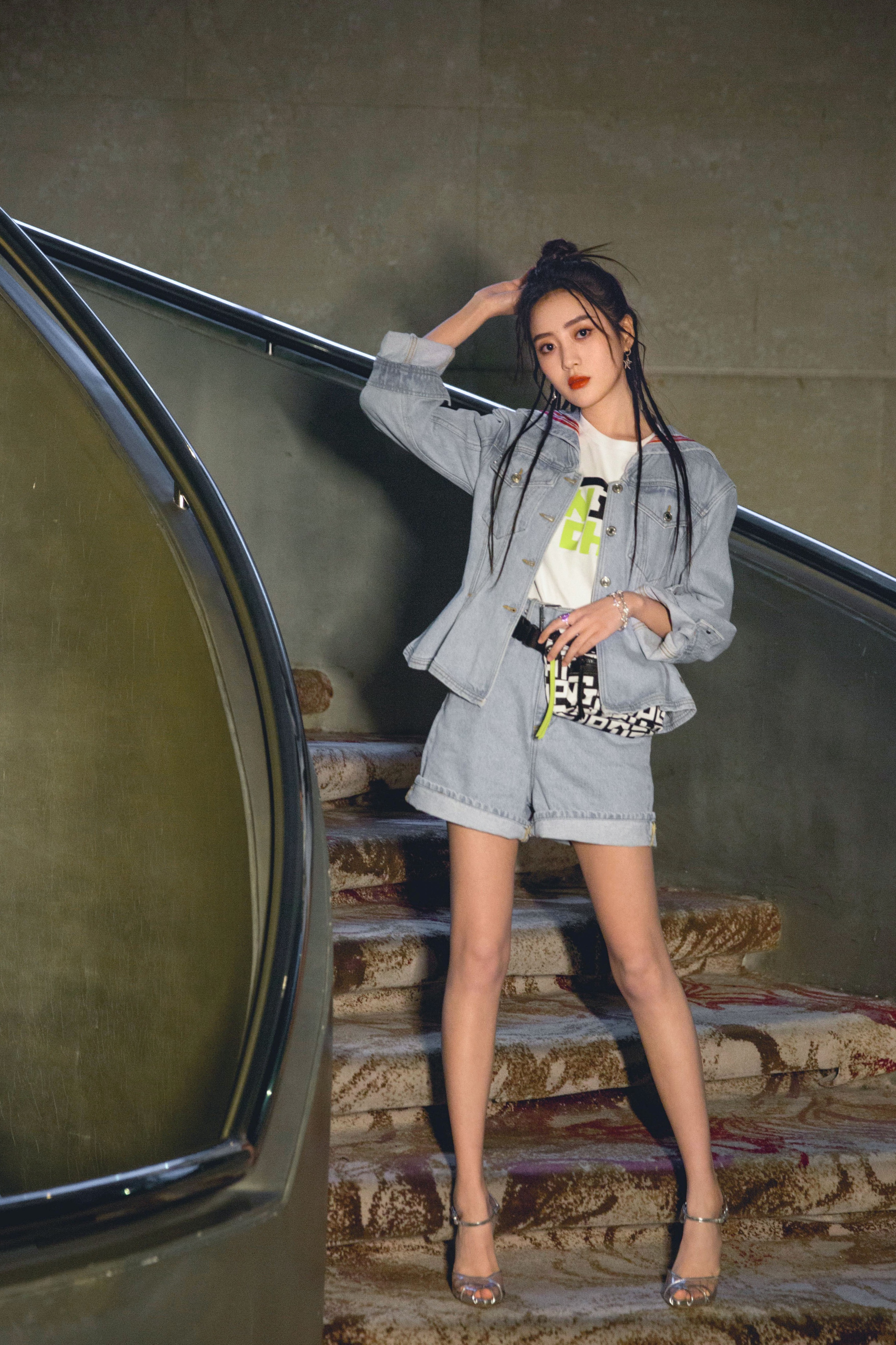 王梓薇,1996年11月20日出生,中国内地影视女演员,毕业于上海戏剧