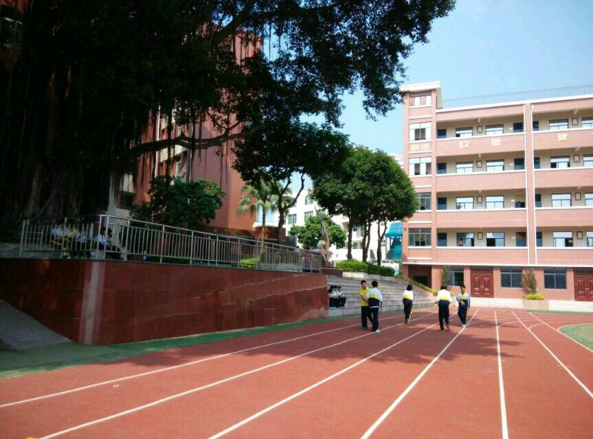  p data-id="gnyu2vtfl5">福州十中的前身是创立于1937年的福州私立榕