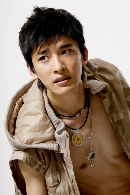 p>宫正楠(daniel),1984年10月17日出生于山东省烟台市,中国内地男演员