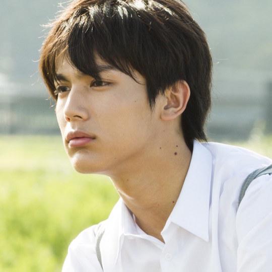  a target="_blank" href="/item/饭冢健/18833057" data-lemmaid="