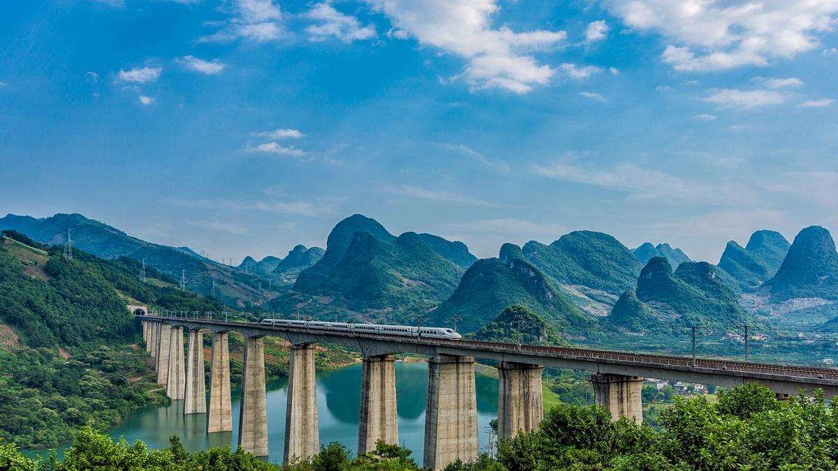 杭昌高铁杭州-黄山段