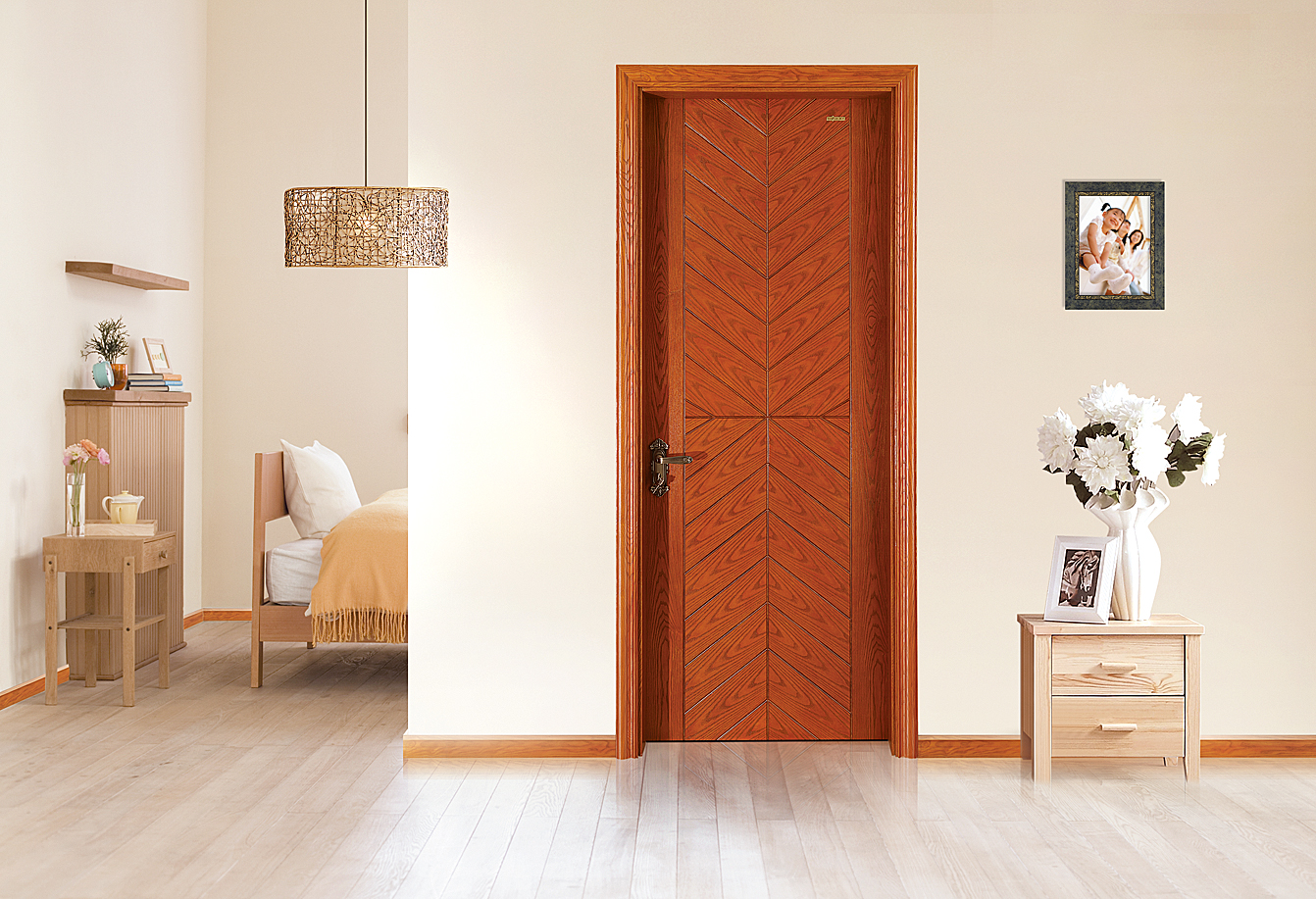  p>鑫尔木门品牌始创于2010年1月,是一家致力于中高档木门的研发,设计