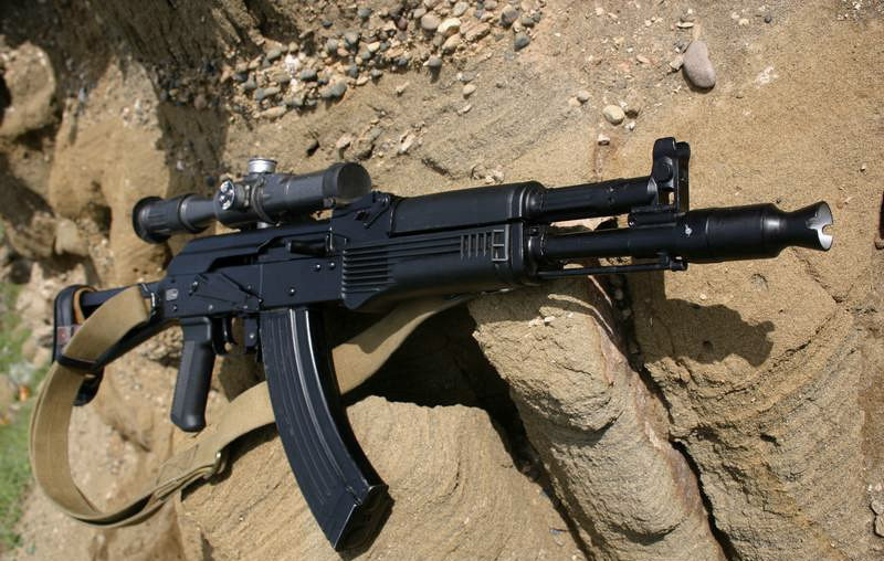 短管外观上就像是ak102插了个弯