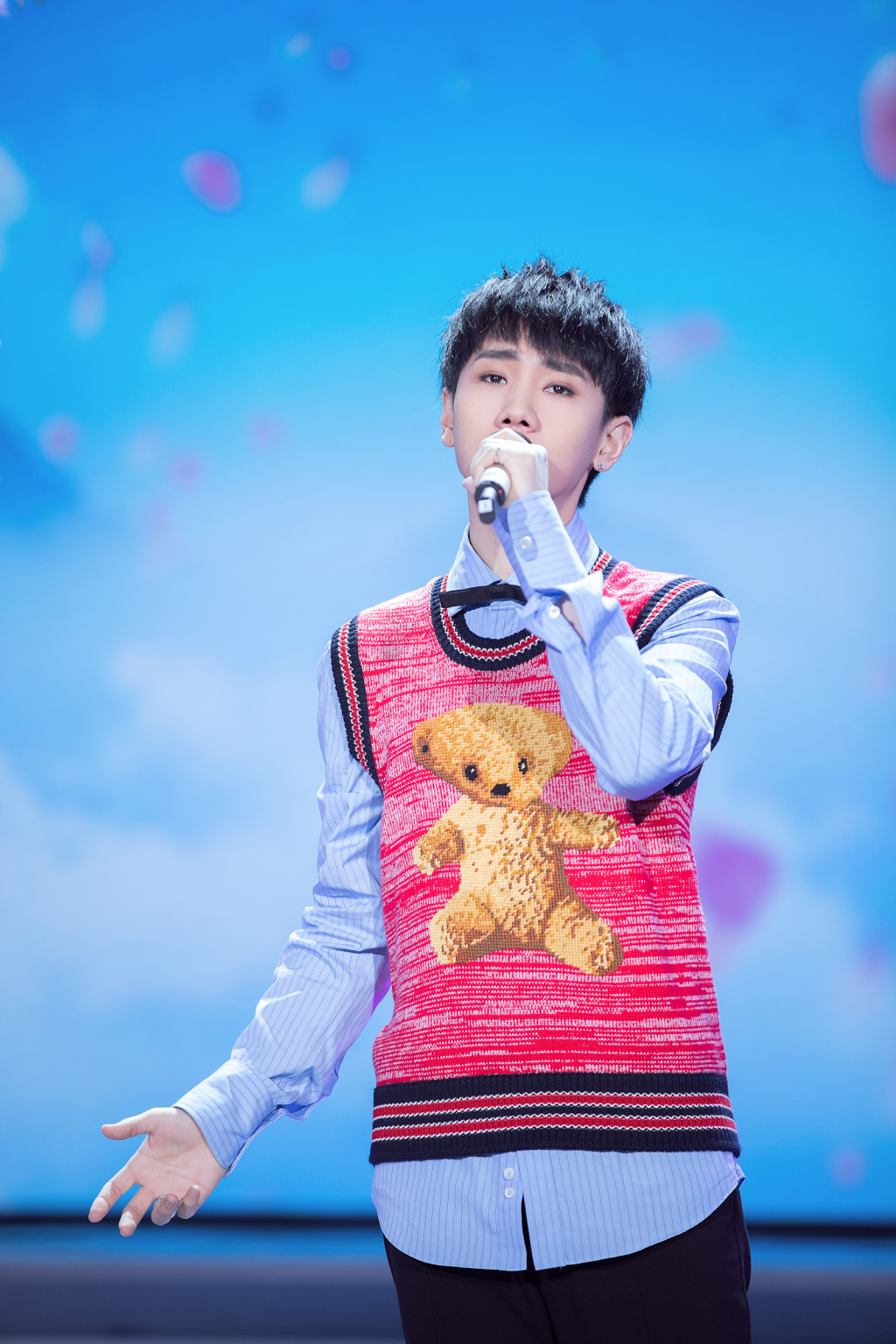  p>汪苏泷(silence),1989年9月17日出生于 a target="_blank" href="