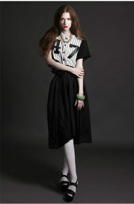 瓦德(ann ward),美国模特,为《 a target="_blank" href="/item/全美