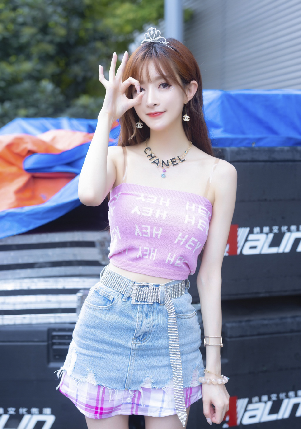  p data-id="gncnj88dmv">王羽杉,别名王羽杉barbie,花椒直播,斗鱼