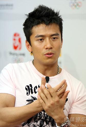 唐文龙