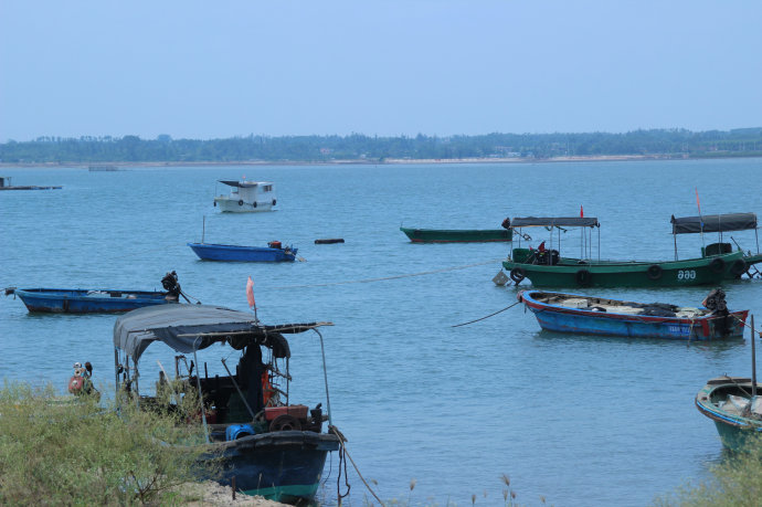 金牌港,旧称红牌港,位于 a target="_blank" href="/item/临高县