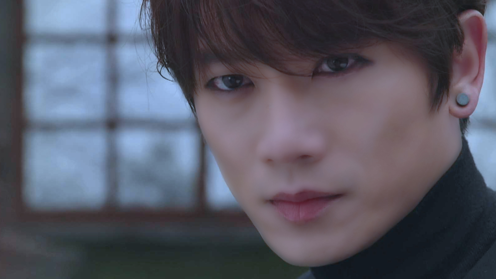  p>《kill me heal me》 i>(杀了我治愈我) /i>是 a>韩国mbc电视台 /a