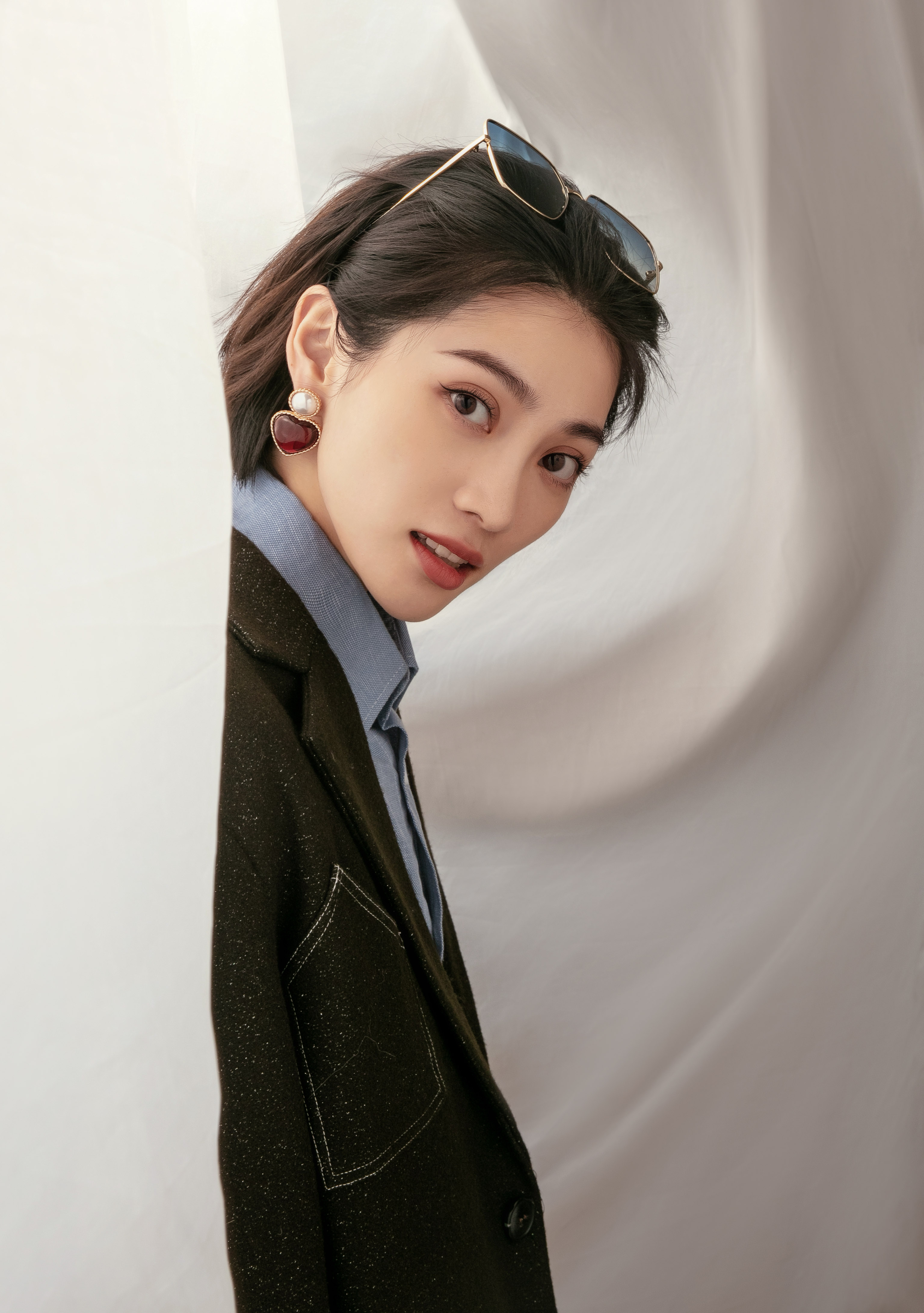  p>李则慧,1996年1月6日出生于湖南省常德市,黑金点星旗下艺人.