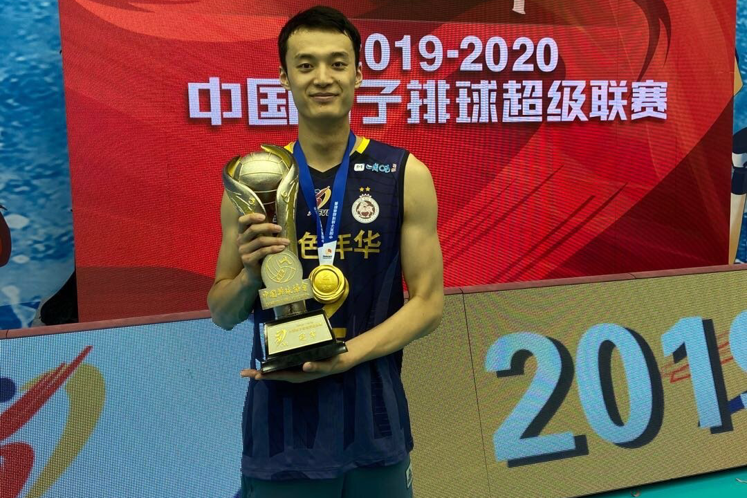 郭成,1995年出生,原福建男排队长,在退役后