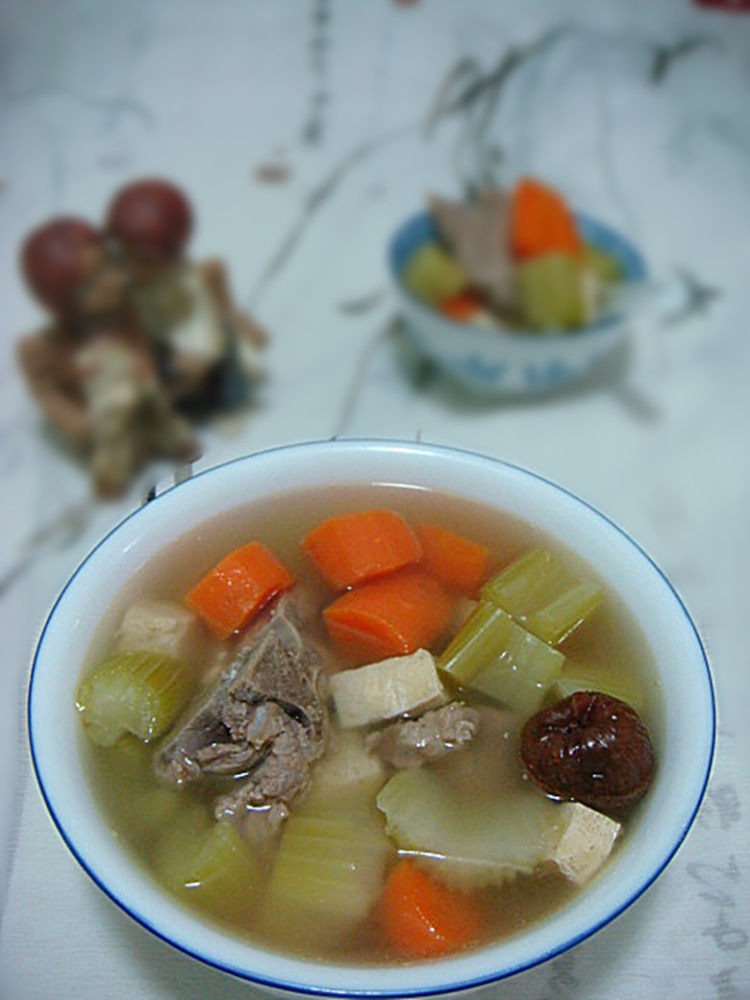 杂菜排骨汤