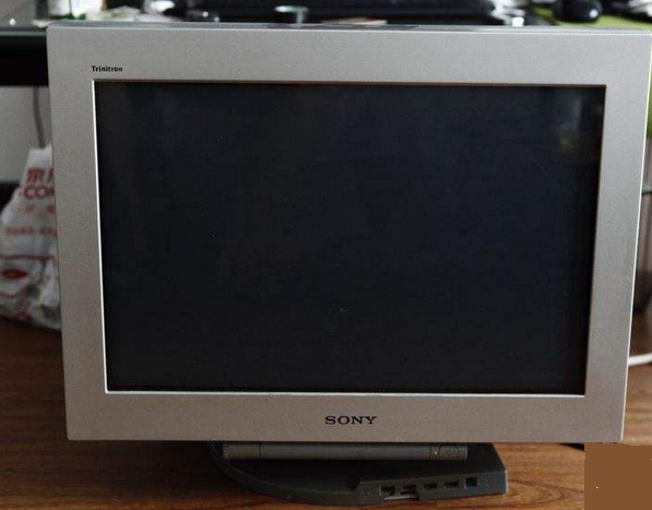 索尼cpd-g500是索尼旗下的一款电视机.