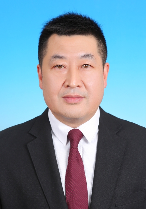  p data-id="sjlmi449ky9g">    何利平,现任台州市仙居县交通运输局