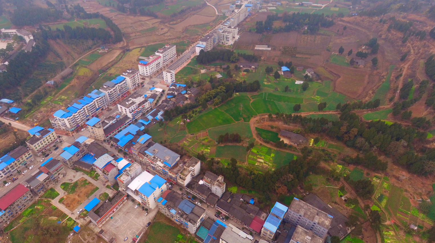  p data-id="gnbtng7sc5">柏垭镇,隶属于四川省南充市阆中市,地处 a