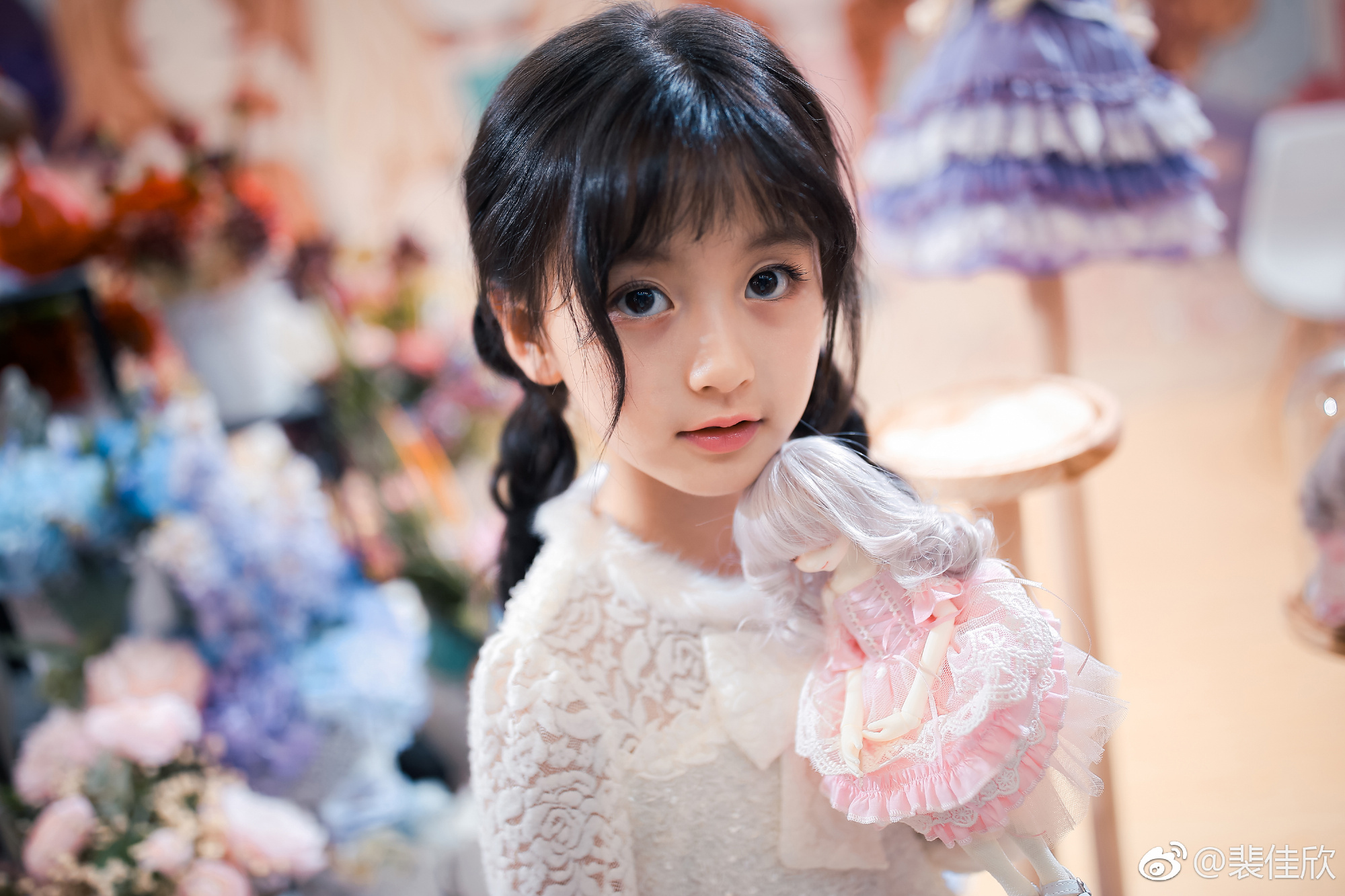  p>裴佳欣,2009年10月28日出生于安徽省滁州市,中国内地女演员,模特.