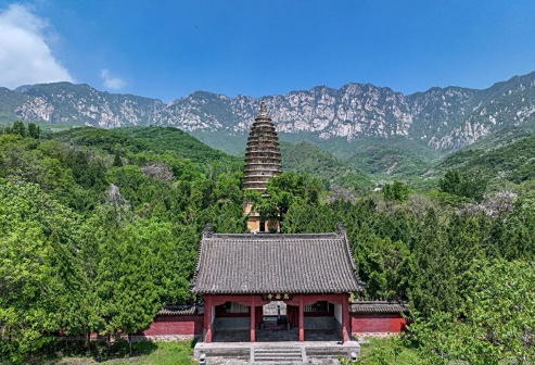 嵩岳寺塔