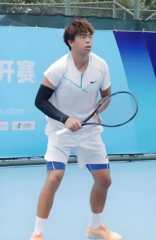 曾姚杰_百度百科