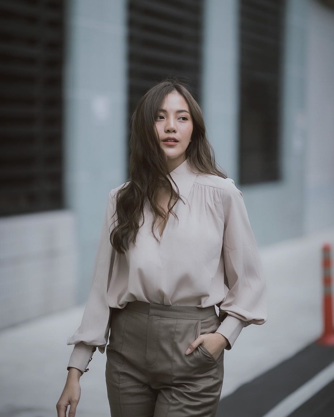  p>妮莎春·唐苏努恩(may / mae),1993年5月9日出生于泰国乌隆他尼府