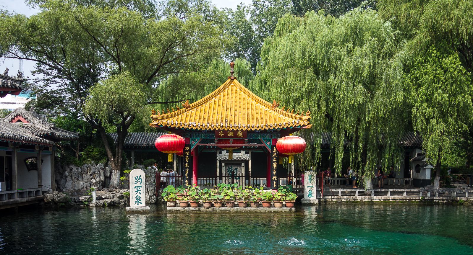  p>天下第一泉分别是 a target="_blank" href="/item/济南/135066"