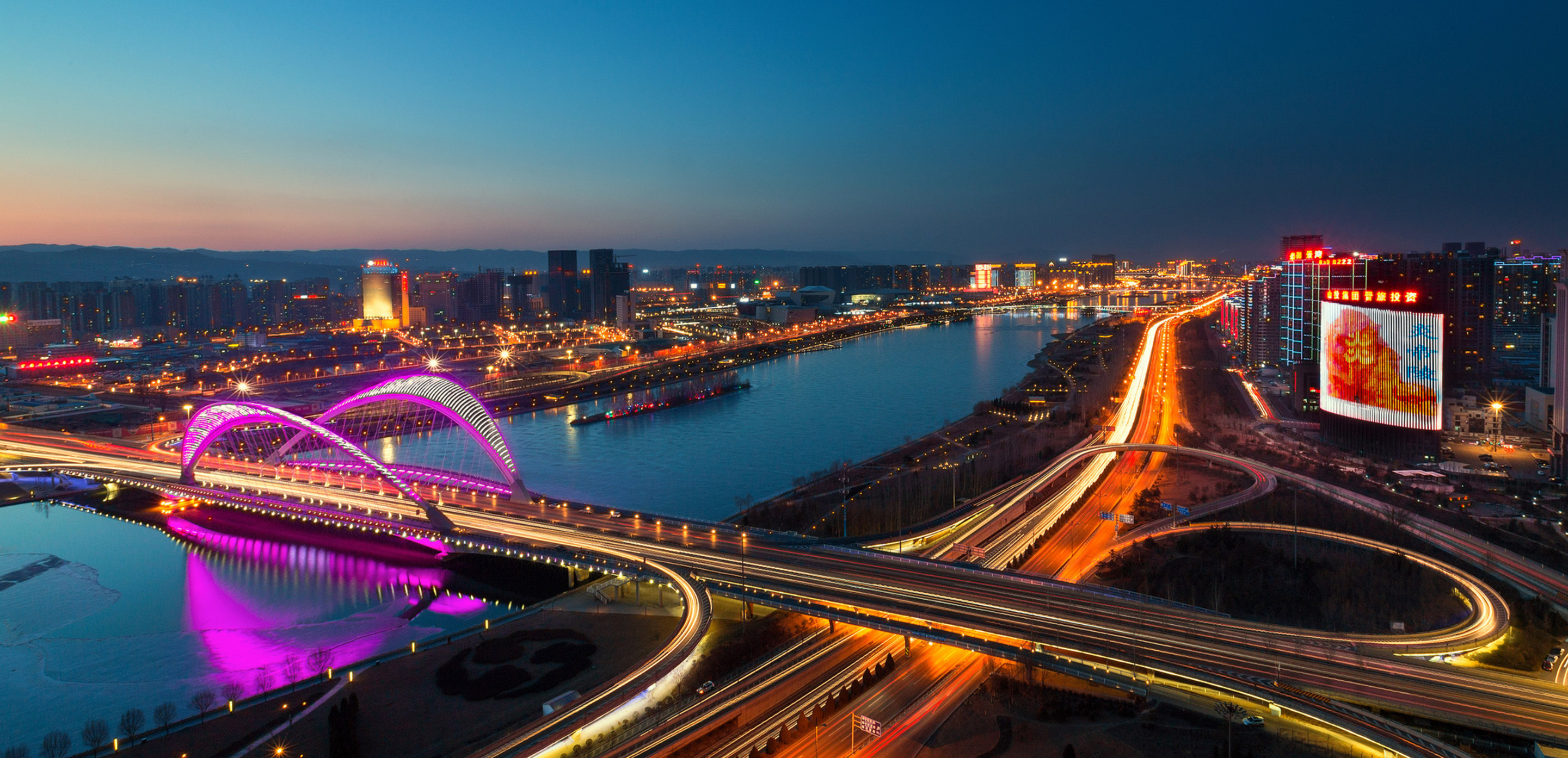  p> span class="ref" data-ctrid="syeqmrtlfbyf">南中环桥,位于太原