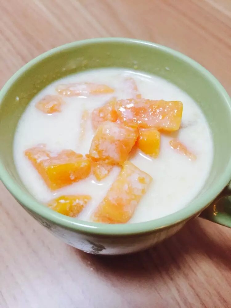 木瓜酸奶水果盅